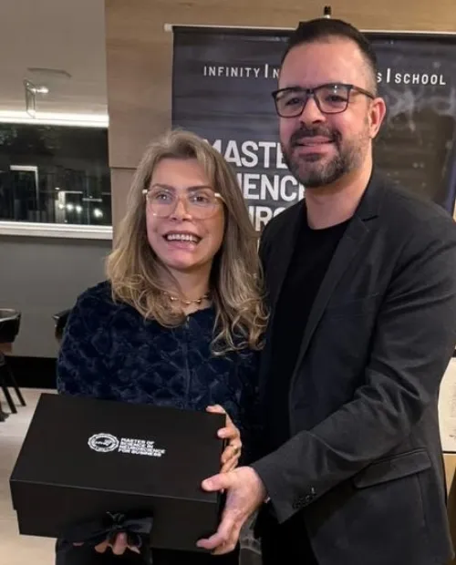 Suzete Leal — Mestra em Neuroscience for Business